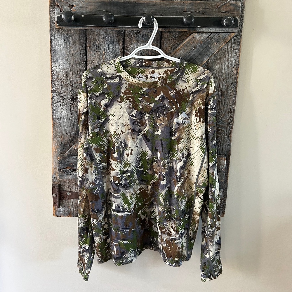 Men's Skre Camouflage Long Sleeve Shirt - 87% Marino Wool/13% Core-Spun Nylon